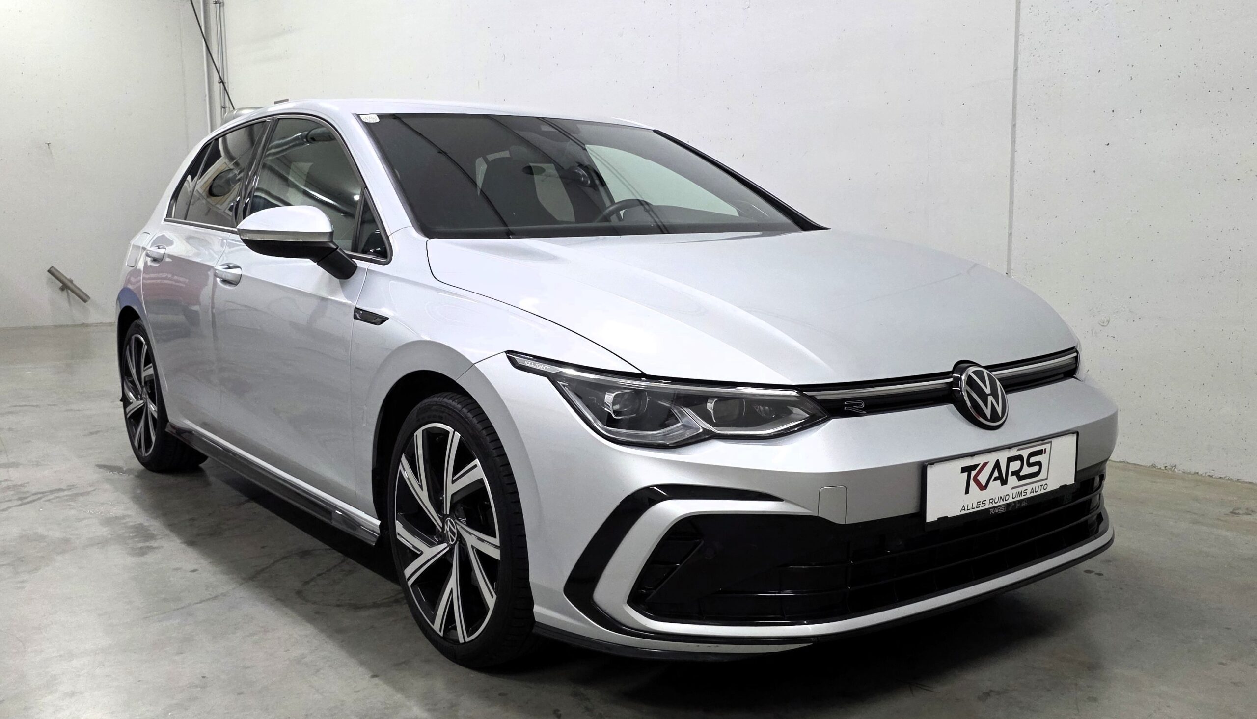 
								VW Golf 2,0 TDI*R-Line*DSG*Matrix LED*Harman/Kardon Limousine full									