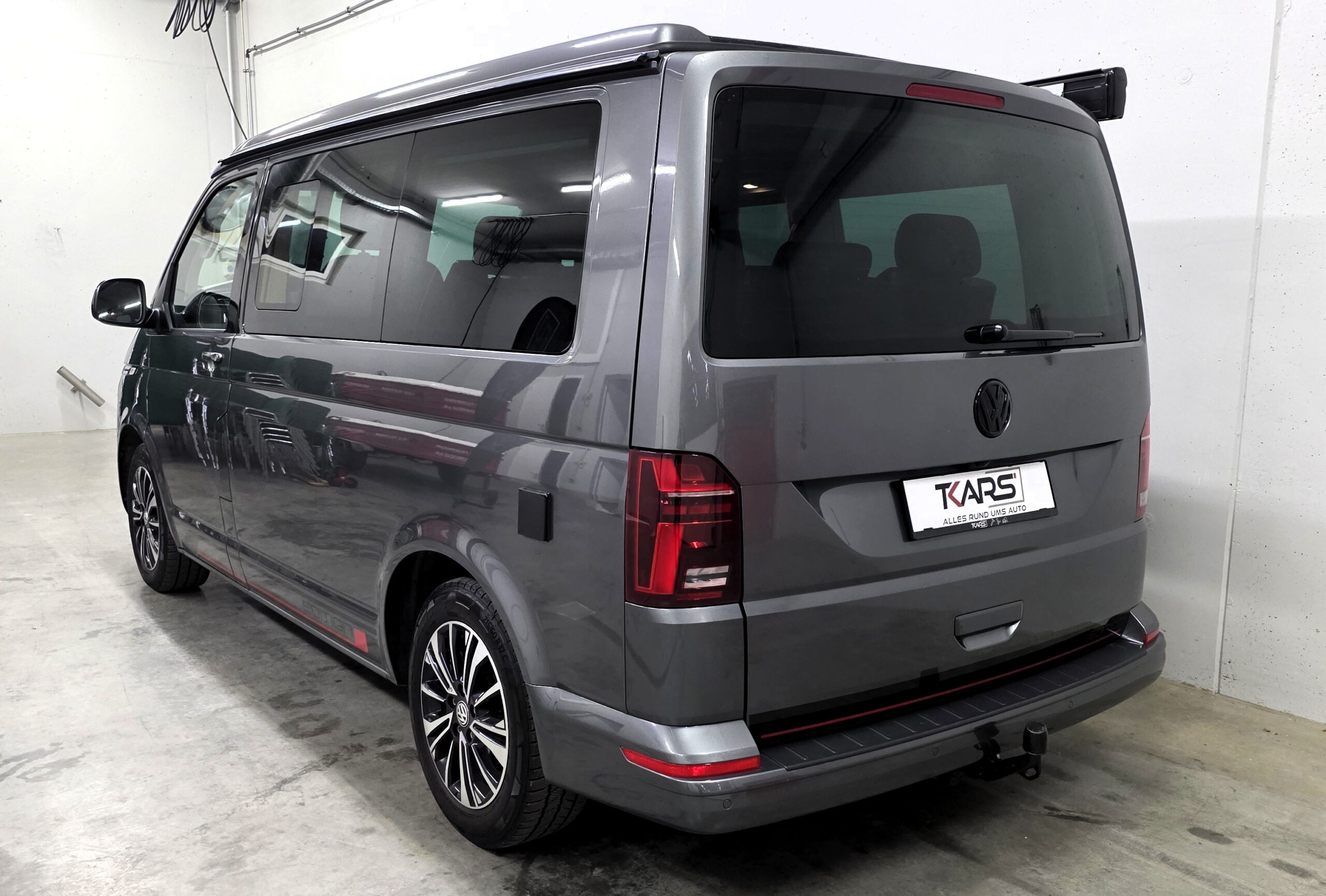 
								Volkswagen T6.1 California Beach Edition 4Motion 2,0 TDI full									