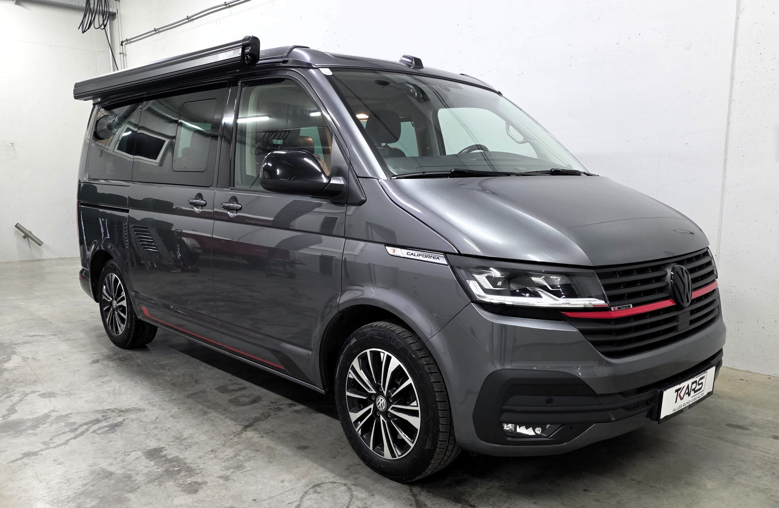 
								Volkswagen T6.1 California Beach Edition 4Motion 2,0 TDI full									