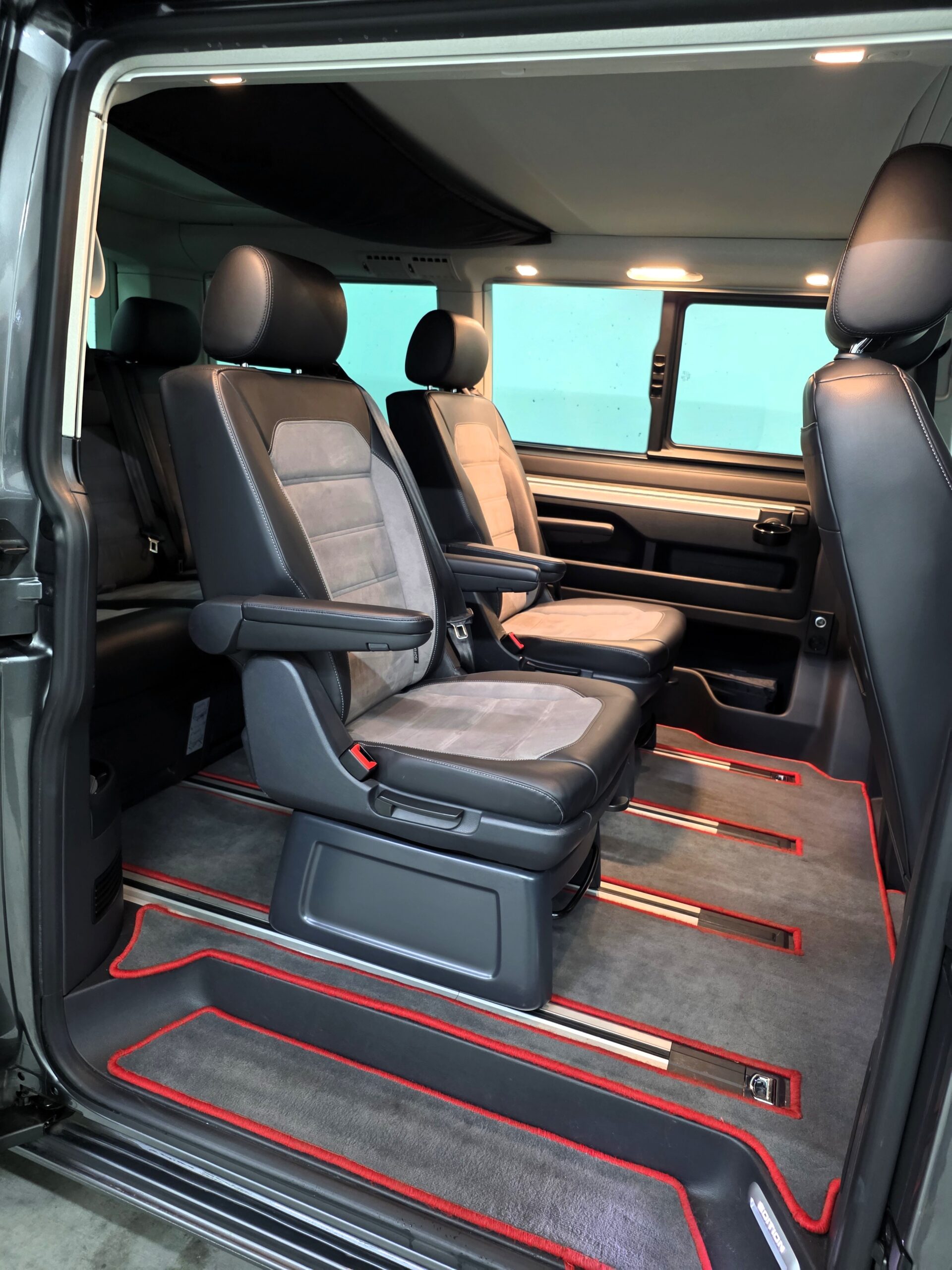 
								Volkswagen T6.1 California Beach Edition 4Motion 2,0 TDI full									